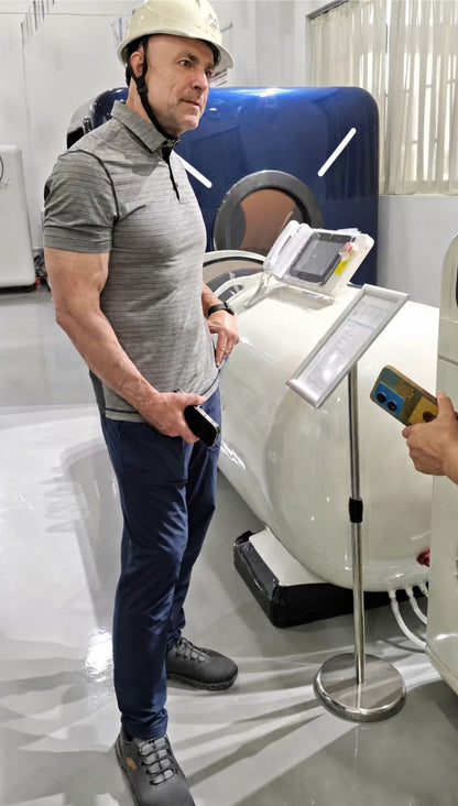 CF-1 Carbon Fiber Hyperbaric Chamber 2.0 ATA