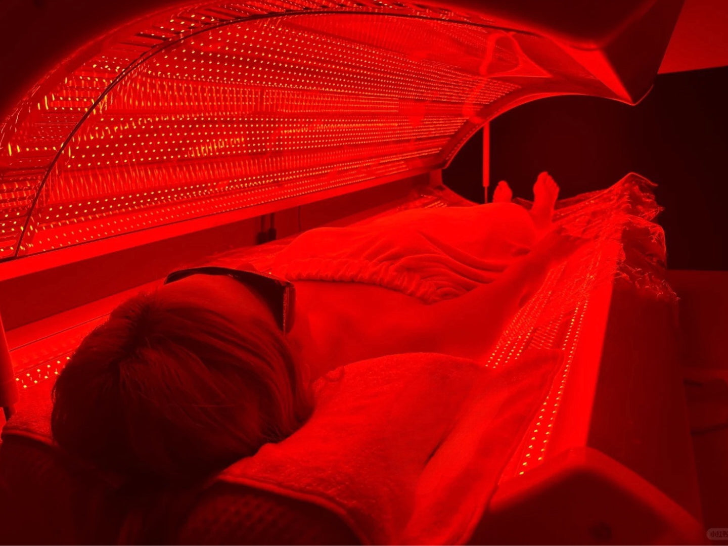 R4 Professional Red Light Therapy Bed